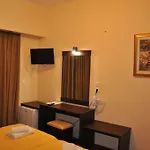 Hotel Drosia 2*