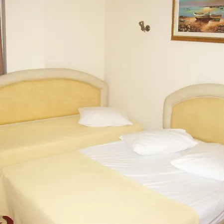 Hotel Drosia Messíni