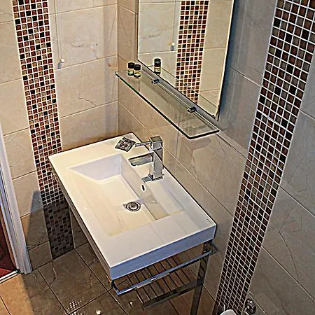 Ξενοδοχείο Drosia