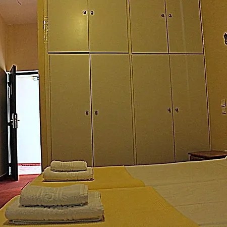 Hotel Drosia 2*