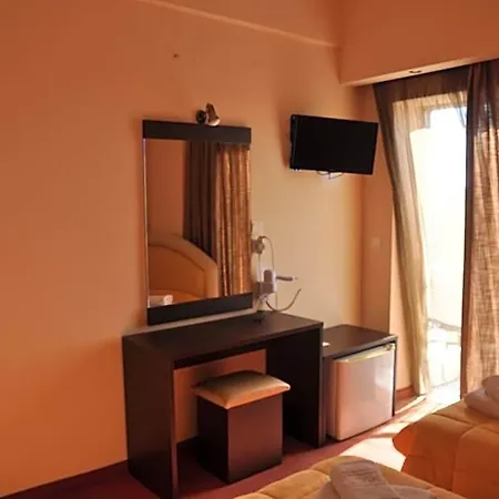 Hotel Drosia 2*