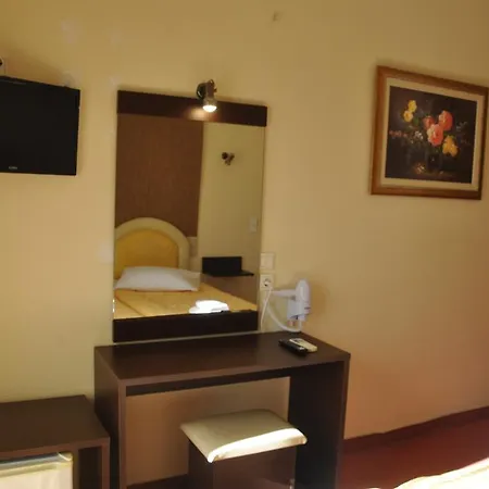 Drosia Hotel Messíni